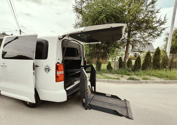 Toyota ProAce cena 125000 przebieg: 82000, rok produkcji 2020 z Andrychów małe 232